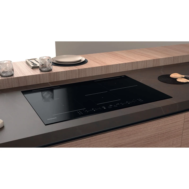 77cm 4 Zone Induction Hob | Hotpoint TB3977BBF | Touch Control Black - Image 31